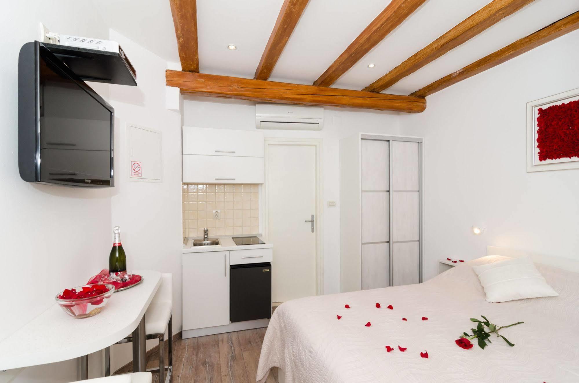 Apartments Raic Dubrovnik Ngoại thất bức ảnh